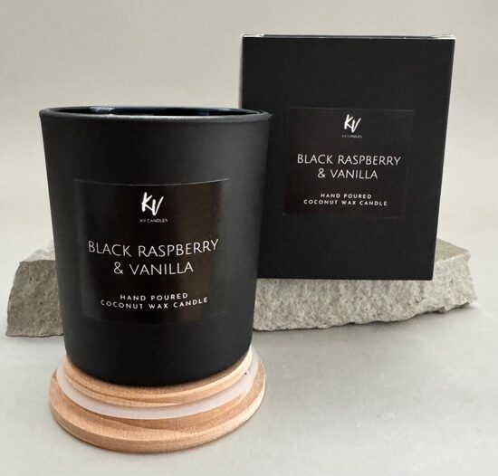 Scented candle "BLACK RASPBERRY & VANILLA"